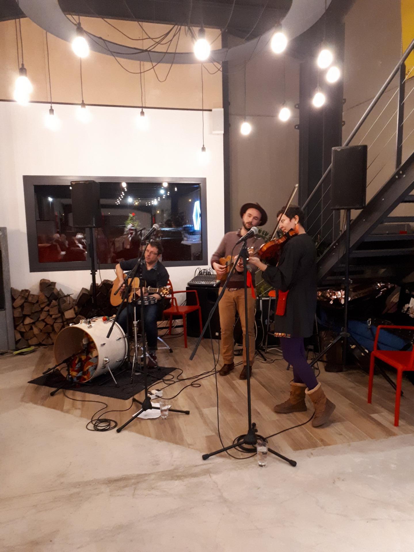 le groupe La bonne Heure pour l'animation du gala